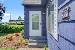 988 SE Miller Ave, Dallas, OR 97338 - Photo 2