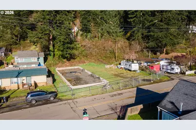 1103 NW A St, Toledo, OR 97391 - Photo 8