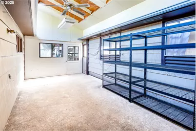 1090 Nyssa St, Junction City, OR 97448 - Photo 28