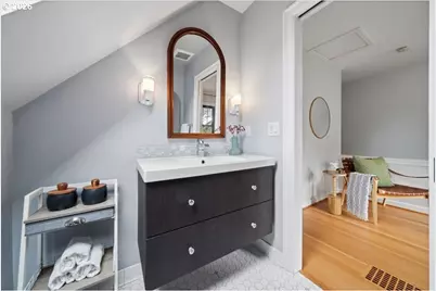 2706 NE Ainsworth St, Portland, OR 97211 - Photo 26