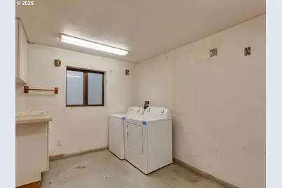 9942 SE Kela Pl, Happy Valley, OR 97086 - Photo 32