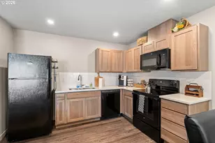 229 Merrick Ave, Umatilla, OR 97882 - Photo 4