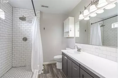 1819 N Main St, Newberg, OR 97132 - Photo 24