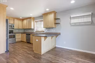 1819 N Main St, Newberg, OR 97132 - Photo 12