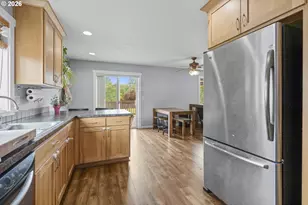 1819 N Main St, Newberg, OR 97132 - Photo 12