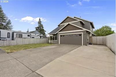 1819 N Main St, Newberg, OR 97132 - Photo 2