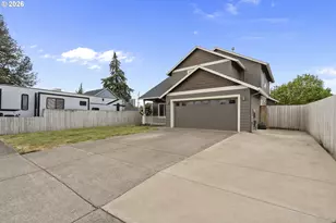 1819 N Main St, Newberg, OR 97132 - Photo 2