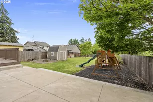1819 N Main St, Newberg, OR 97132 - Photo 32