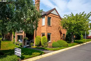 11992 SW Royalty Ct, Portland, OR 97224 - Photo 2