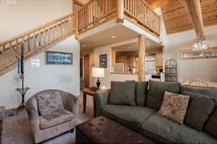 8825 SW Canyon Wren Ct, Redmond, OR 97756 - Photo 14