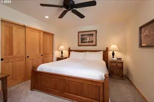 8825 SW Canyon Wren Ct, Redmond, OR 97756 - Photo 12