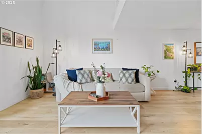 6535 SW Canyon Ct, Portland, OR 97225 - Photo 6