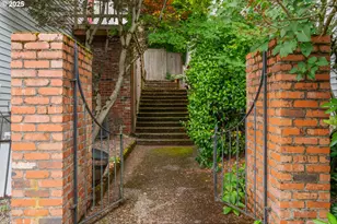 6535 SW Canyon Ct, Portland, OR 97225 - Photo 22