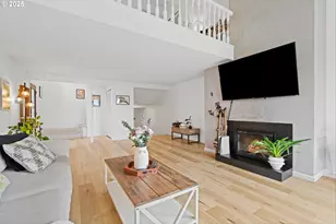 6535 SW Canyon Ct, Portland, OR 97225 - Photo 2