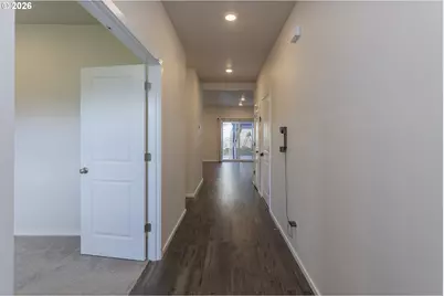 3295 SE 36th St, Gresham, OR 97080 - Photo 2