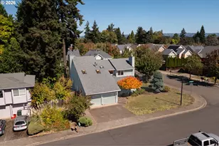 17745 SW Meadowbrook Way, Beaverton, OR 97078 - Photo 2