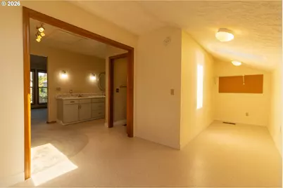 17745 SW Meadowbrook Way, Beaverton, OR 97078 - Photo 14