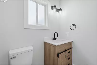 711 W Grant St, Lebanon, OR 97355 - Photo 16