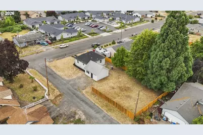 711 W Grant St, Lebanon, OR 97355 - Photo 34