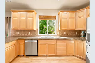 15007 Emerson Ct, Oregon City, OR 97045 - Photo 12