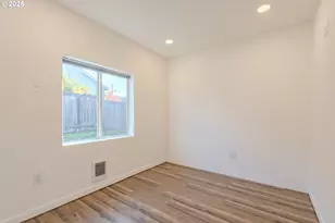 1014 W 38th St, Vancouver, WA 98660 - Photo 24