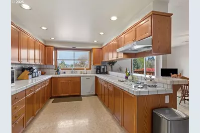 4684 SE Concord Rd, Milwaukie, OR 97267 - Photo 4