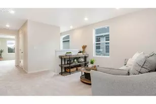 372 Greencrest St NE, Salem, OR 97301 - Photo 16