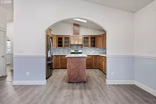 280 Roan Dr, Eugene, OR 97401 - Photo 22