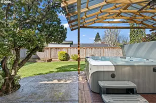 280 Roan Dr, Eugene, OR 97401 - Photo 44