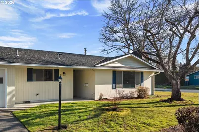 615 Sacre Ln N, Monmouth, OR 97361 - Photo 4