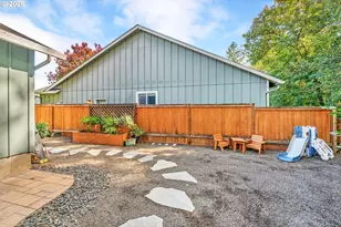 25252 Corky Ln, Veneta, OR 97487 - Photo 26