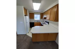 257 Smith Loop, Springfield, OR 97478 - Photo 2