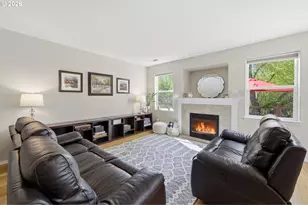 1798 S 57th Pl, Springfield, OR 97478 - Photo 6