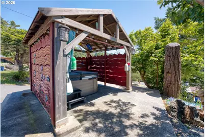 29790 Hound Dog Rd, Gold Beach, OR 97444 - Photo 26