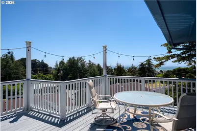 29790 Hound Dog Rd, Gold Beach, OR 97444 - Photo 24