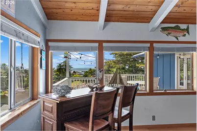 29790 Hound Dog Rd, Gold Beach, OR 97444 - Photo 6