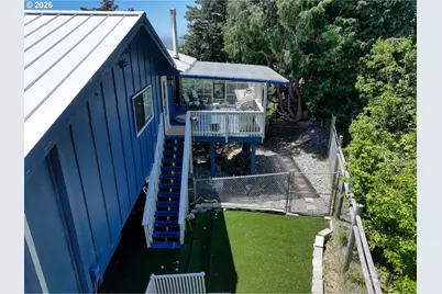29790 Hound Dog Rd, Gold Beach, OR 97444 - Photo 34