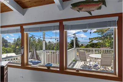 29790 Hound Dog Rd, Gold Beach, OR 97444 - Photo 4
