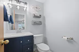 242 Adams Dr, Kelso, WA 98626 - Photo 14