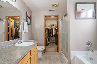 242 Adams Dr, Kelso, WA 98626 - Photo 28