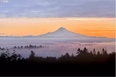 7910 NW Gales Ridge Ln, Portland, OR 97229 - Photo 2