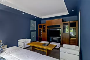 7910 NW Gales Ridge Ln, Portland, OR 97229 - Photo 20