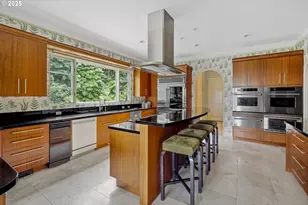 7910 NW Gales Ridge Ln, Portland, OR 97229 - Photo 16