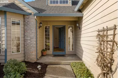 4410 NW Kahneeta Dr, Portland, OR 97229 - Photo 2