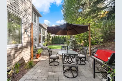 12852 NW Waker Dr, Portland, OR 97229 - Photo 38