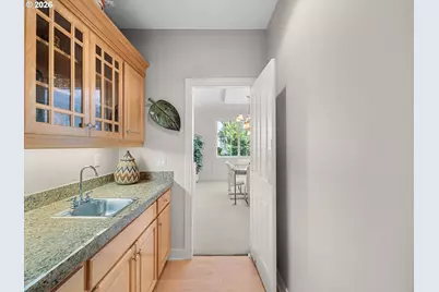 12852 NW Waker Dr, Portland, OR 97229 - Photo 6