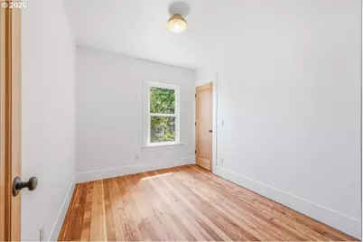 5731 NE 10th Ave, Portland, OR 97211 - Photo 22