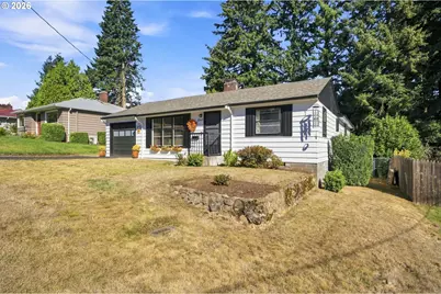 3349 SW Luradel St, Portland, OR 97219 - Photo 4