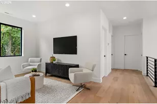 3215 SW Sherwood Pl, Portland, OR 97201 - Photo 32
