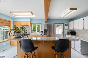 705 NW 41st St, Vancouver, WA 98660 - Photo 8